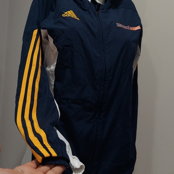 Adidas jacket - Picture 2 of 6